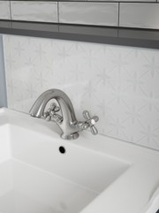 Laura Ashley Wicker Pearl White Self-Adhesive Glass Bathroom Splashback